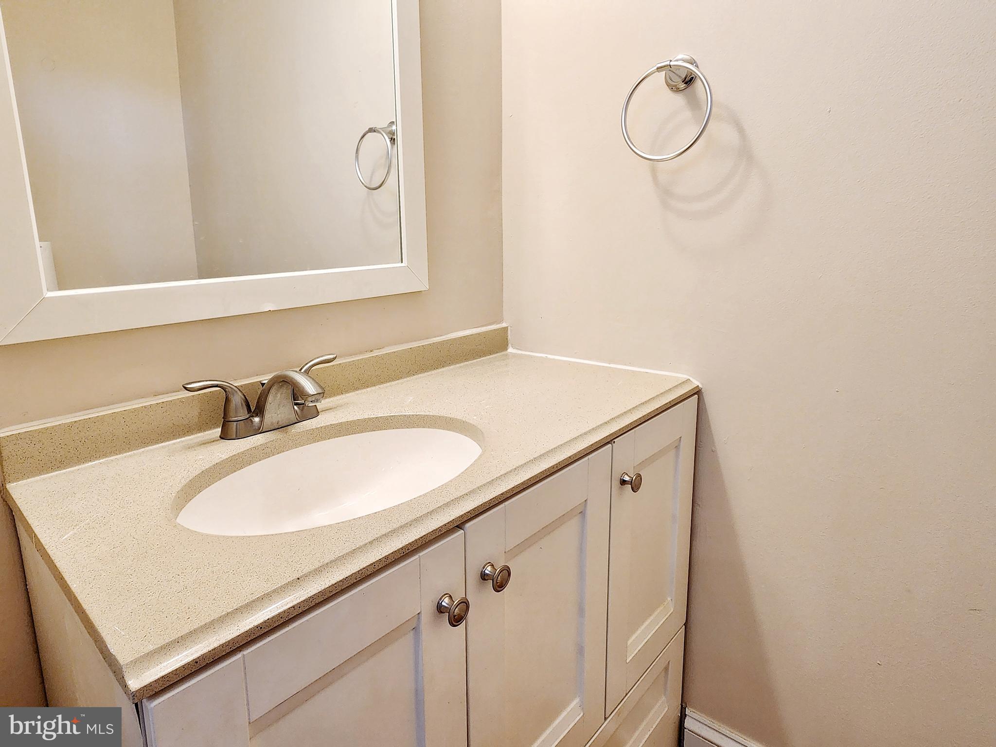 TUDOR OAKS (TH) - Residential