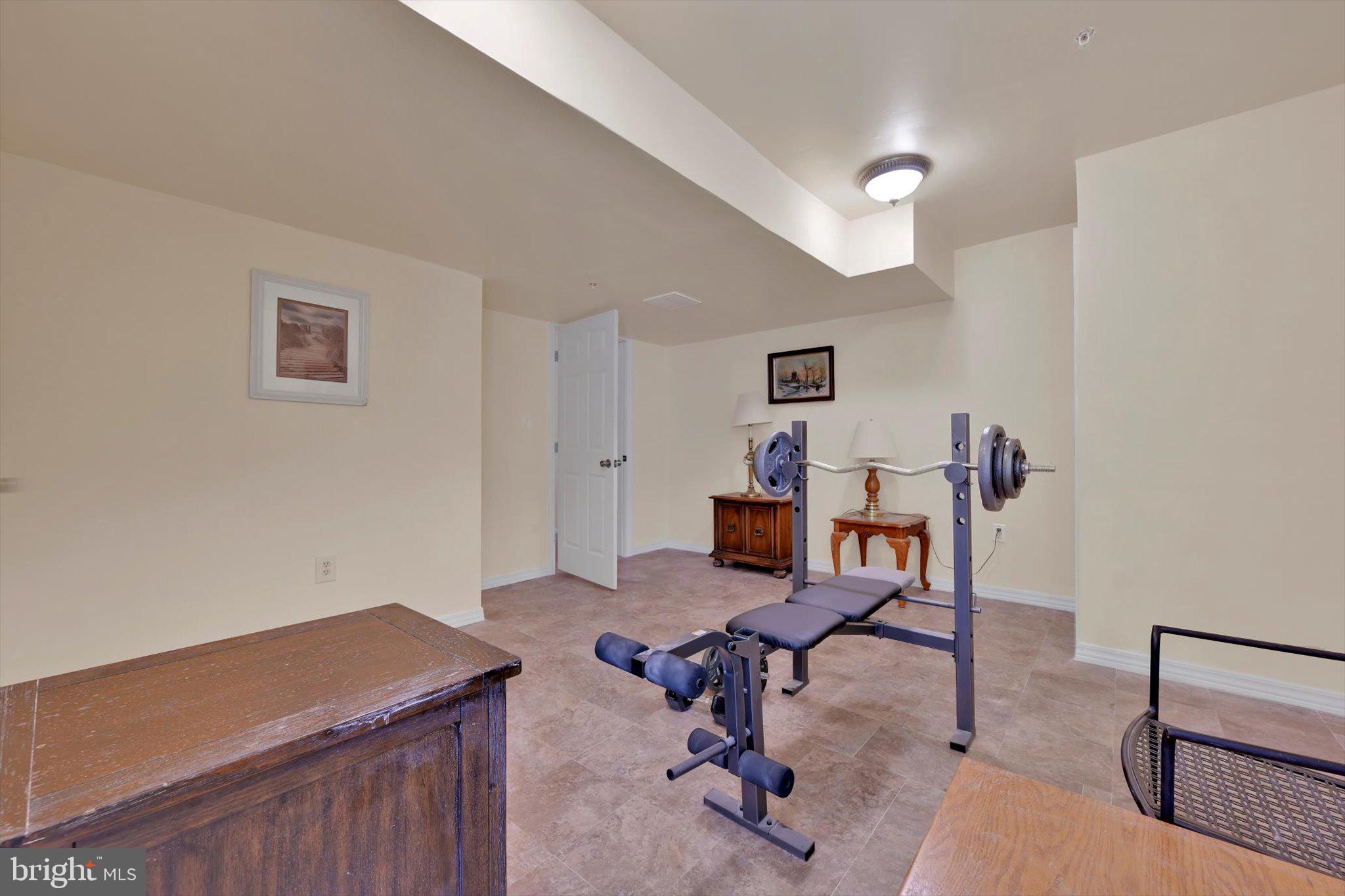 MAYAPPLE WOODS - Residential