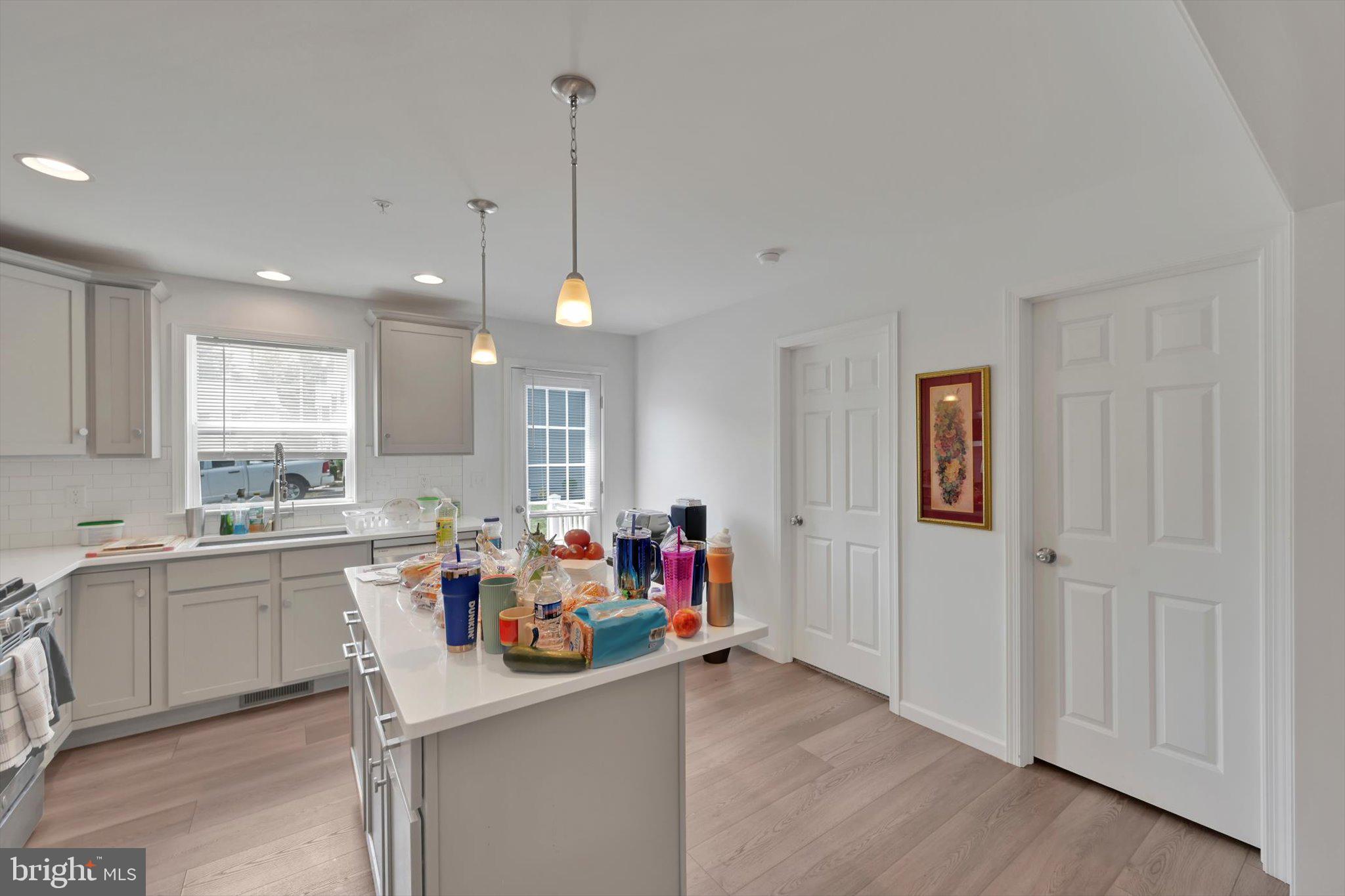 MAYAPPLE WOODS - Residential