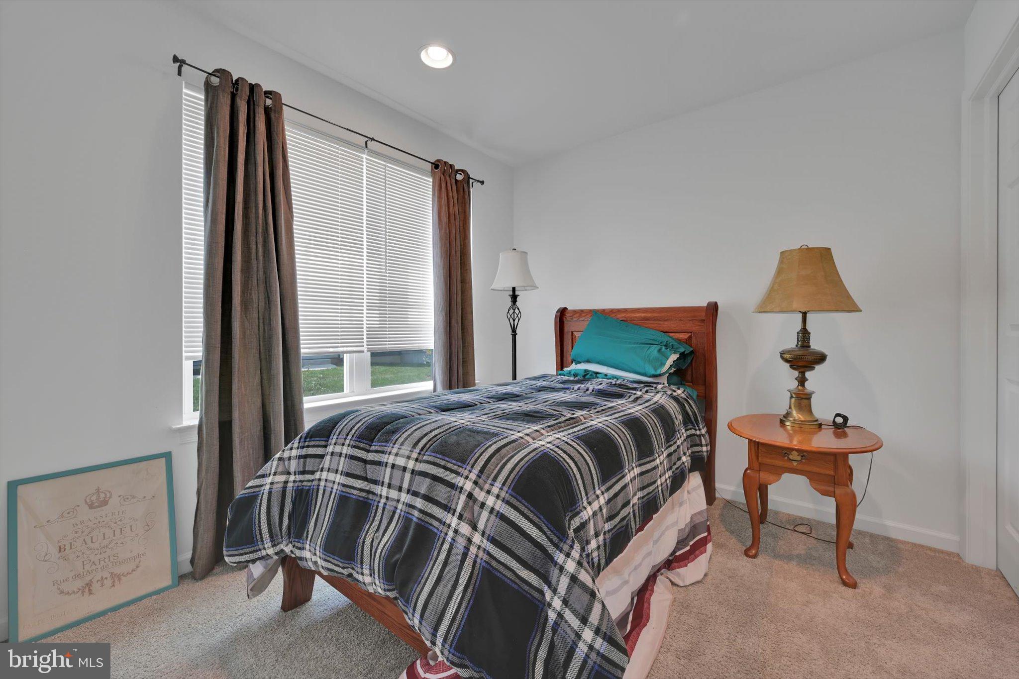 MAYAPPLE WOODS - Residential