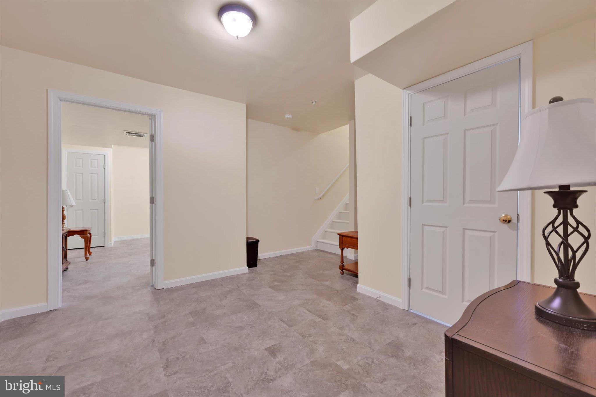 MAYAPPLE WOODS - Residential