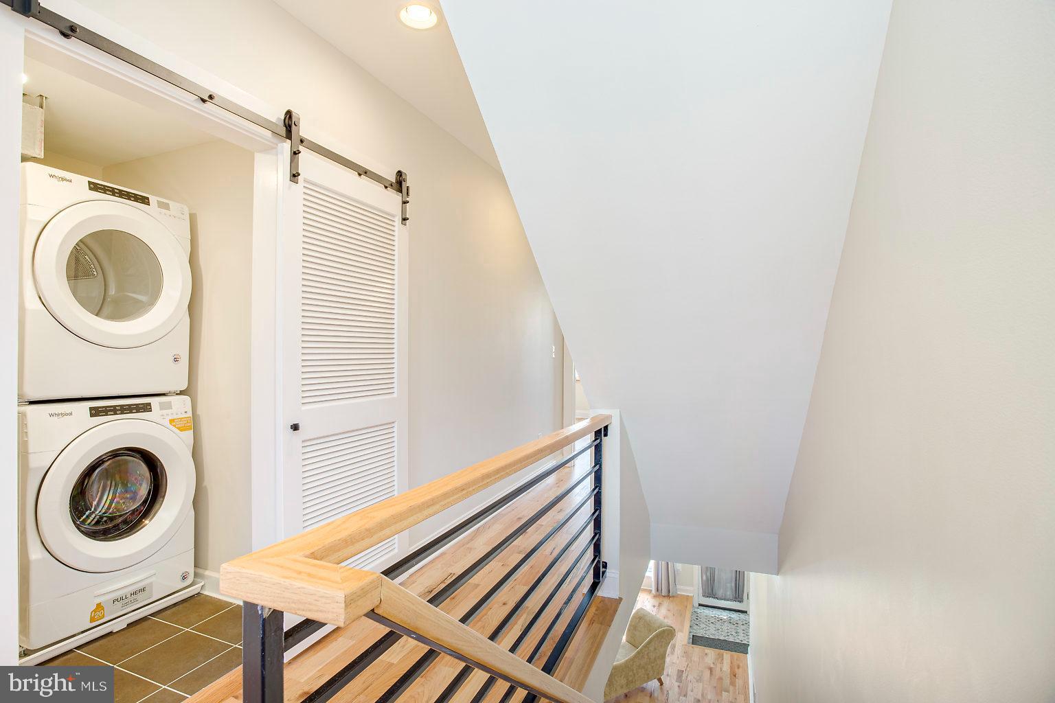 BARCLAY - Residential Lease