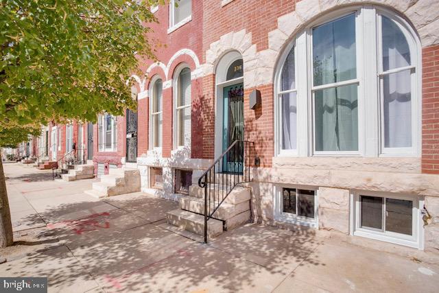 BARCLAY - Residential Lease