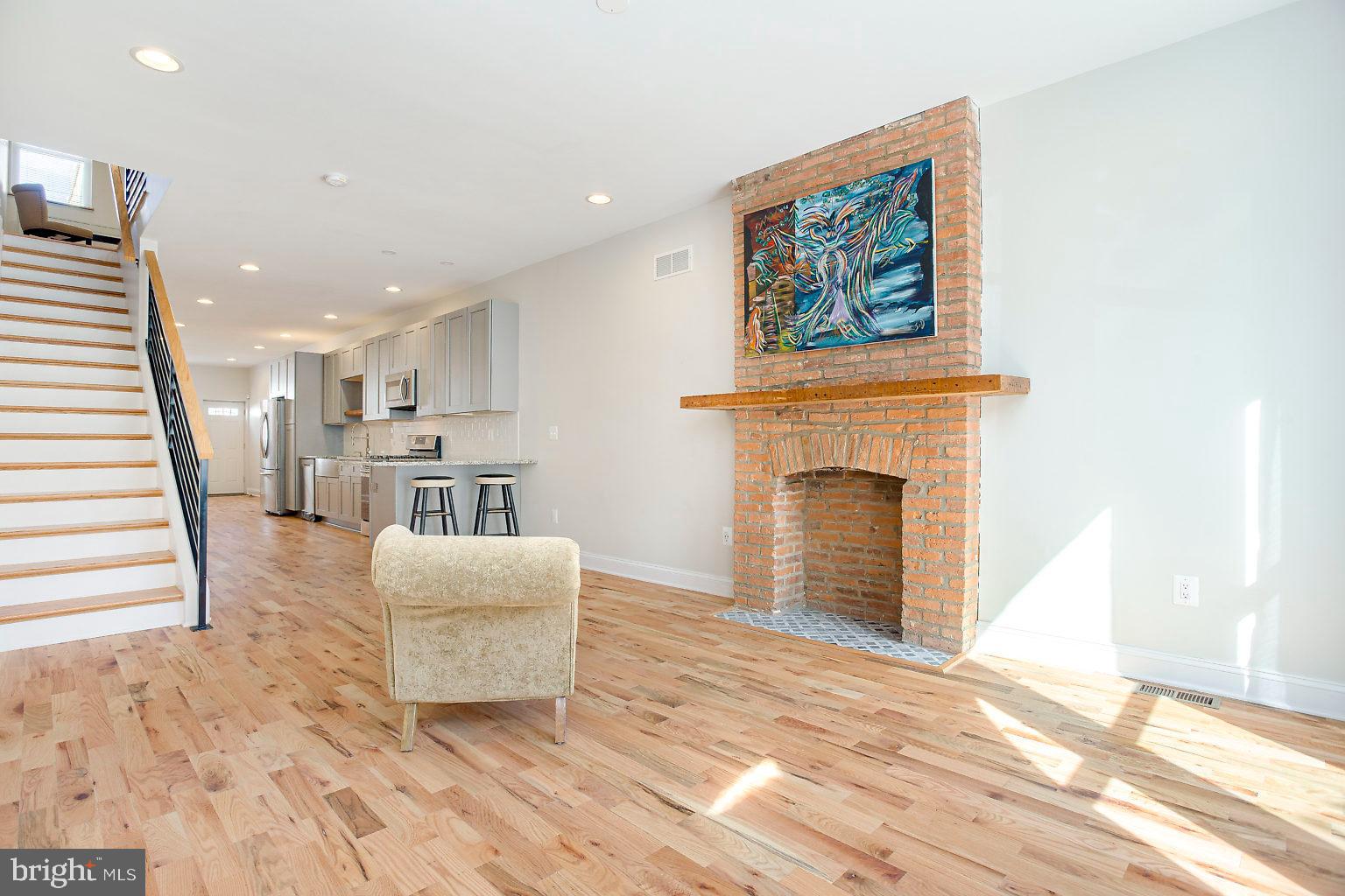 BARCLAY - Residential Lease