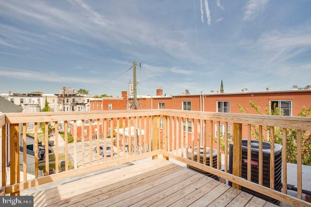 BARCLAY - Residential Lease