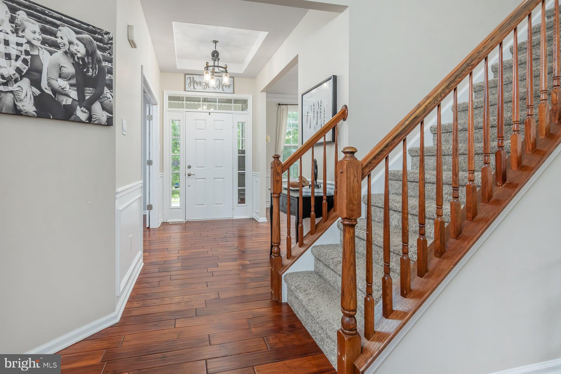 8 WOODFIELD DRIVE