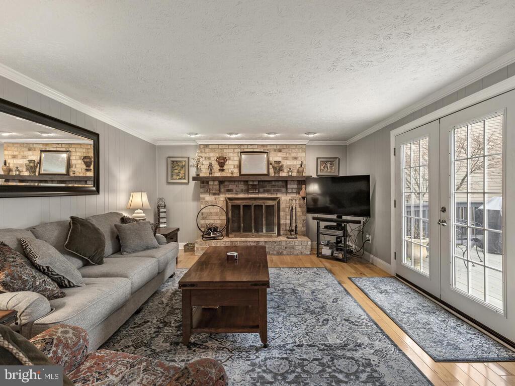 BRIARS ACRES - Residential