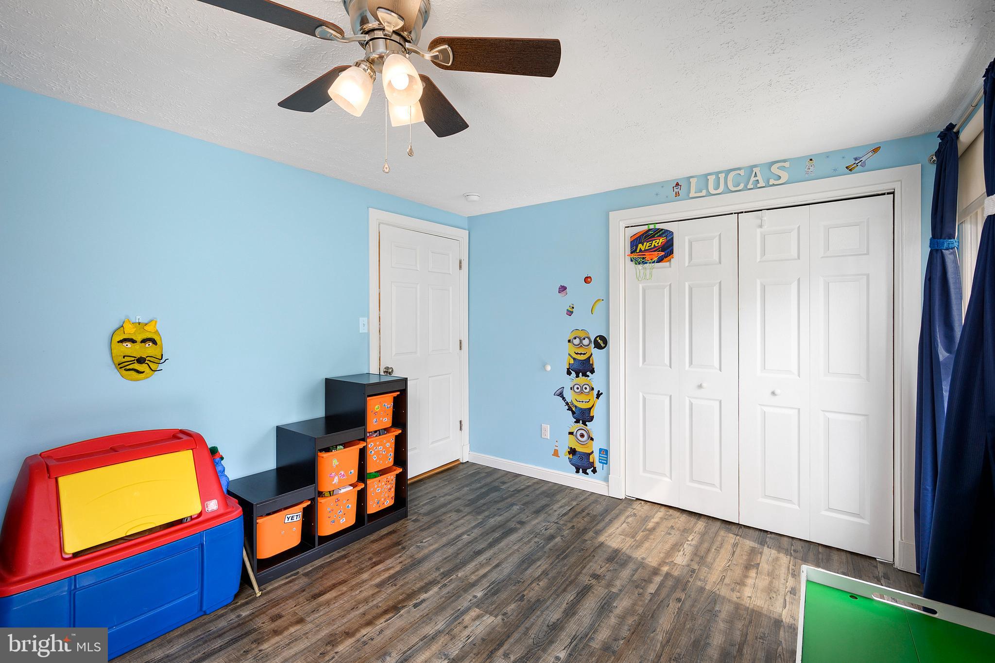 LONGVIEW ON MAGOTHY - Residential