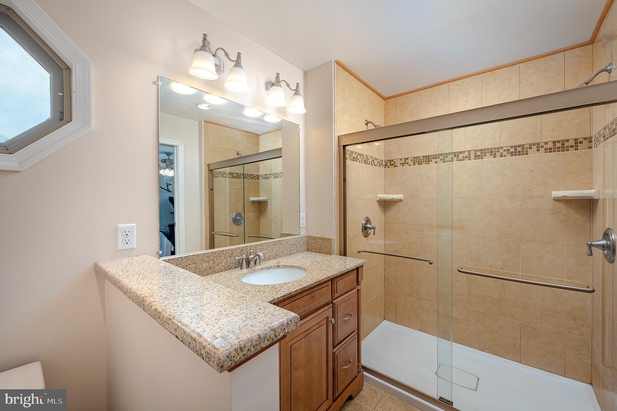 LONGVIEW ON MAGOTHY - Residential