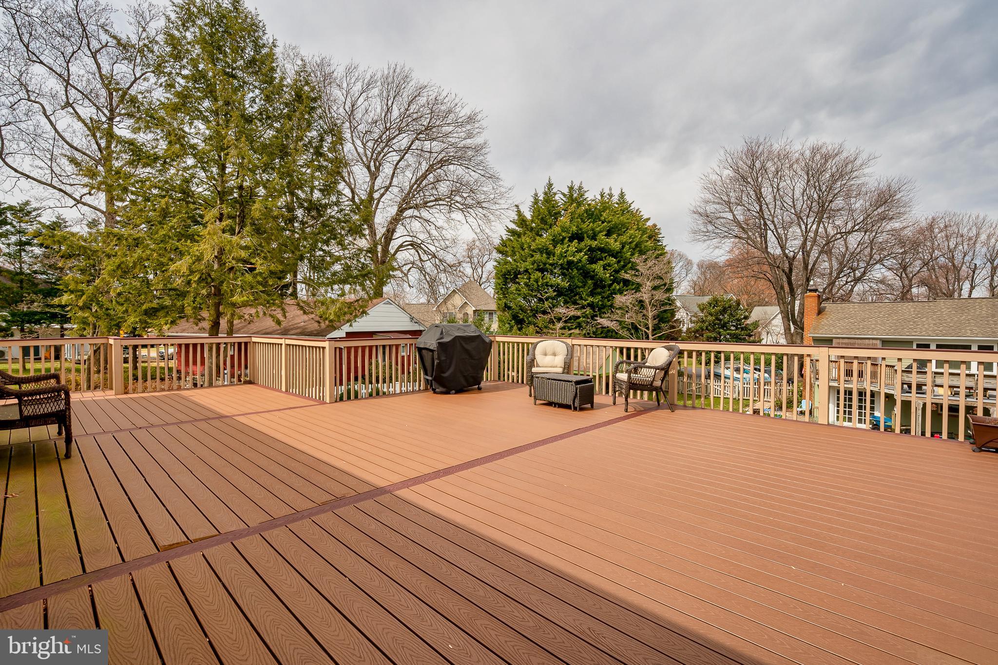 LONGVIEW ON MAGOTHY - Residential