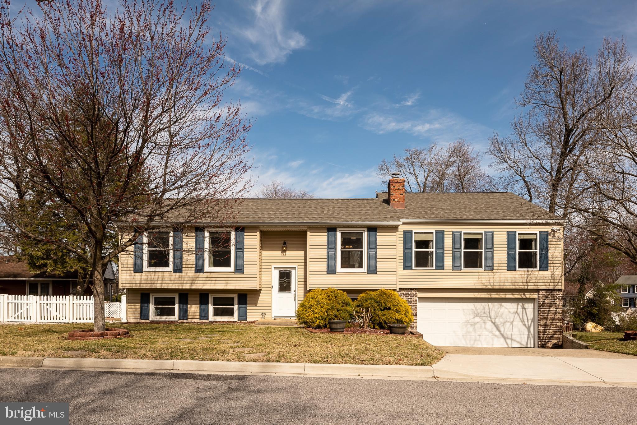 LONGVIEW ON MAGOTHY - Residential