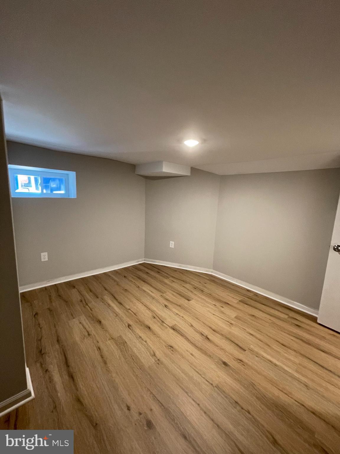 BROADWAY EAST - Residential Lease