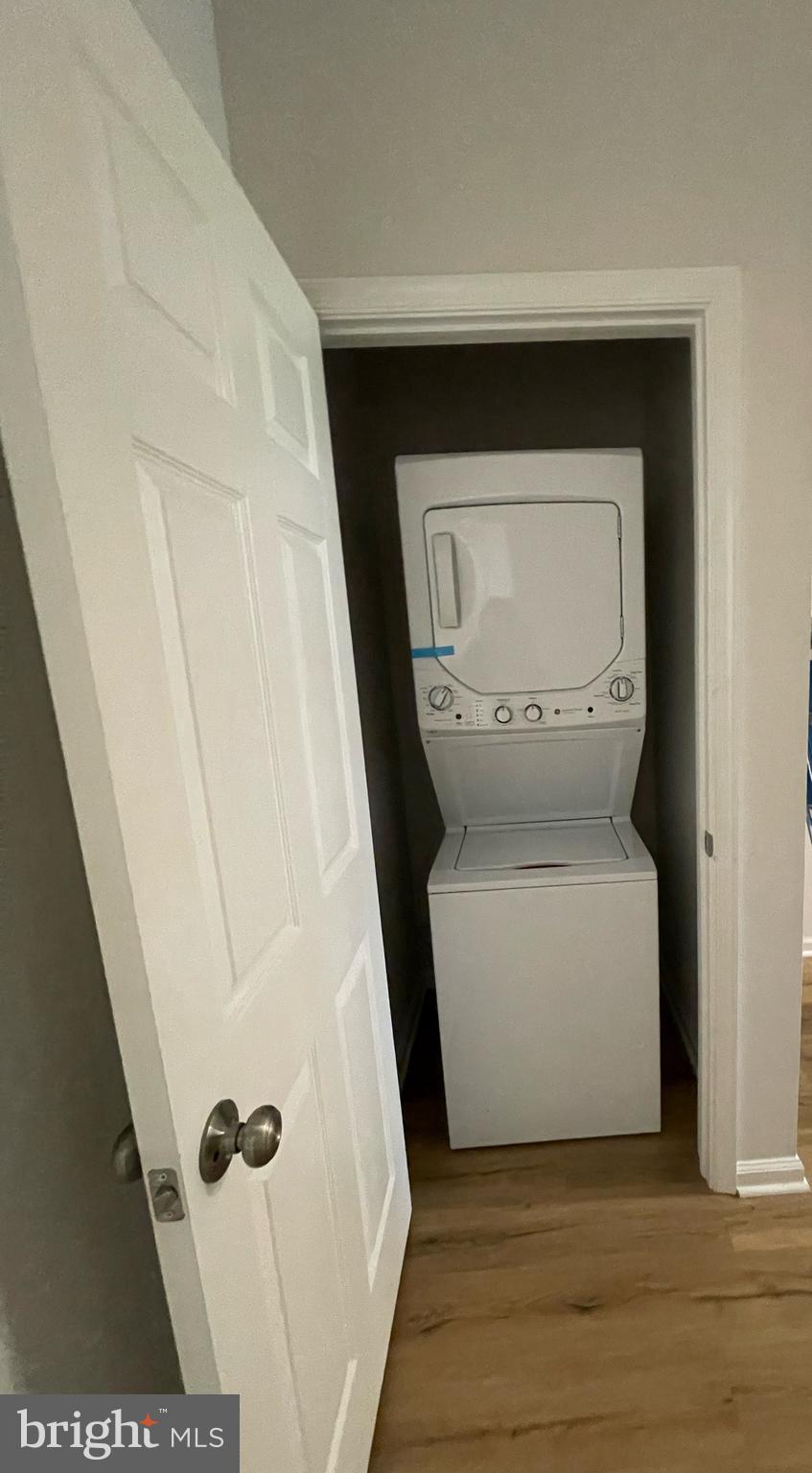 BROADWAY EAST - Residential Lease