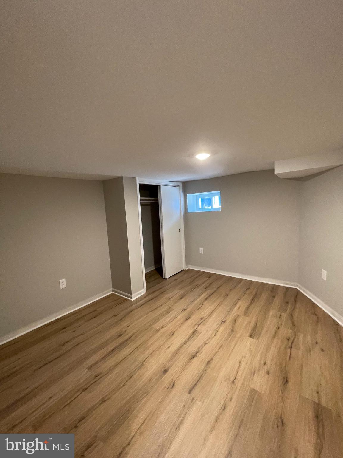 BROADWAY EAST - Residential Lease