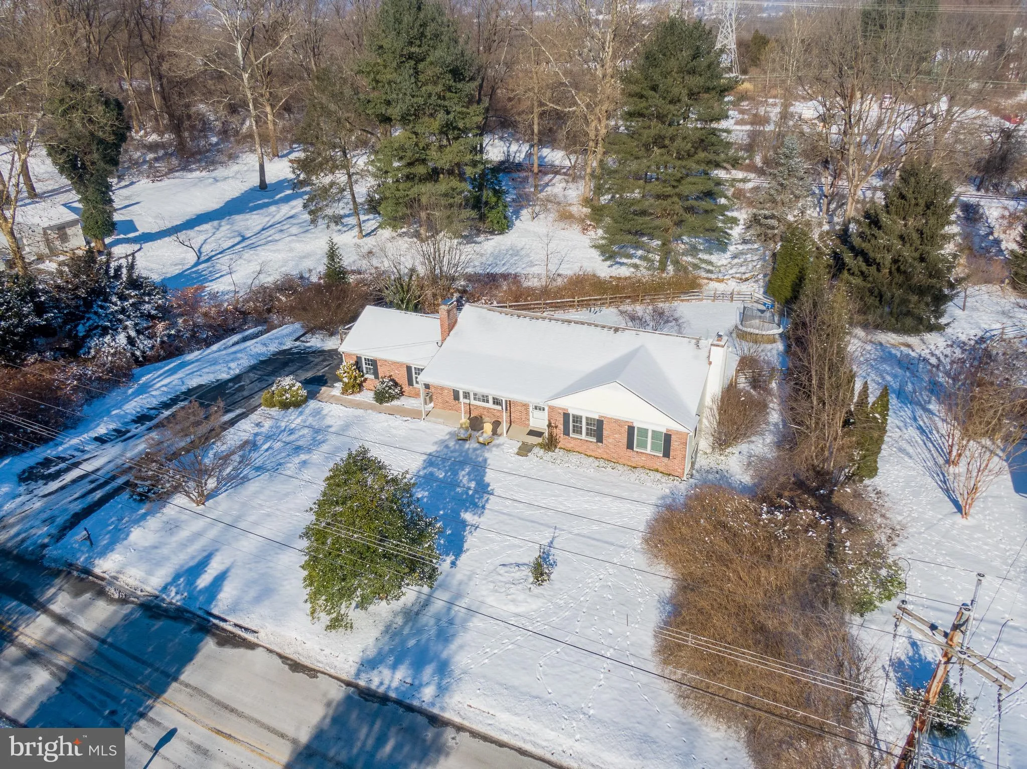 Berwyn, Pennsylvania 19312, United States, 4 Bedrooms Bedrooms, ,3 BathroomsBathrooms,Residential,Pending,17653