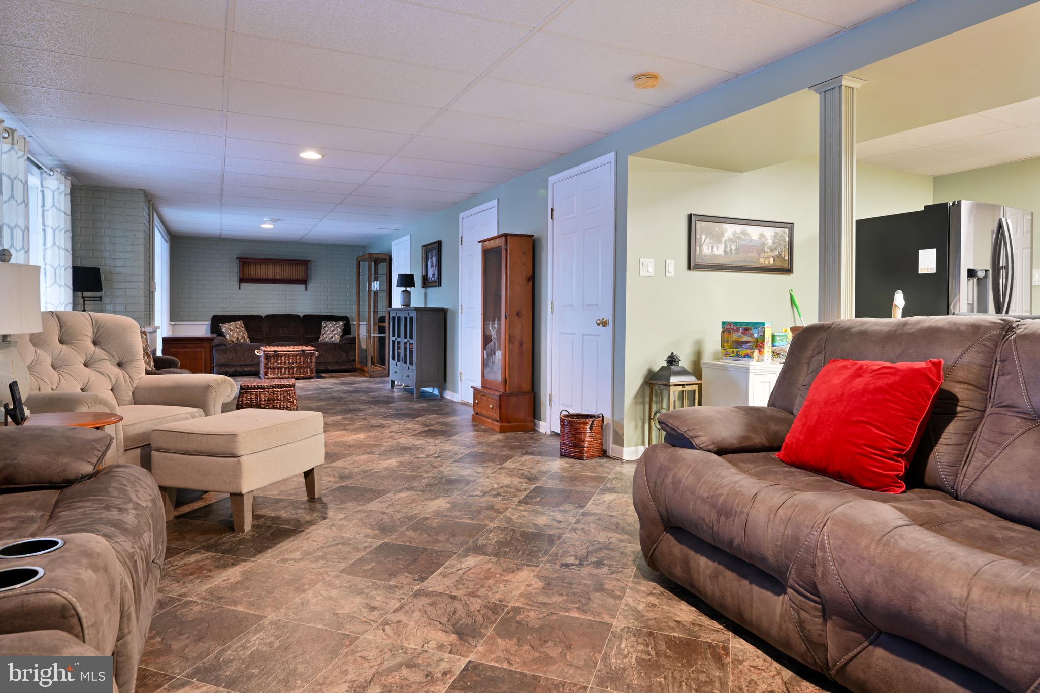 PENN NATIONAL - Residential