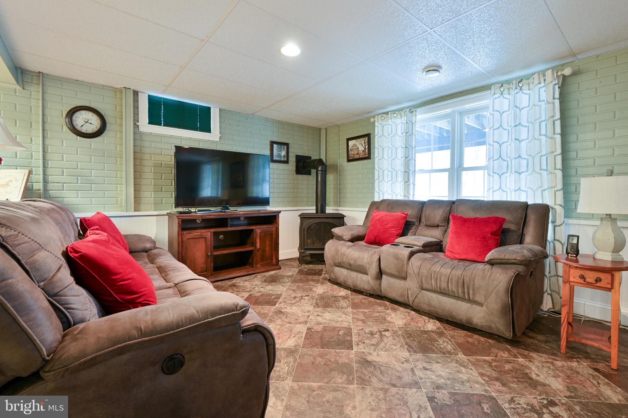 PENN NATIONAL - Residential