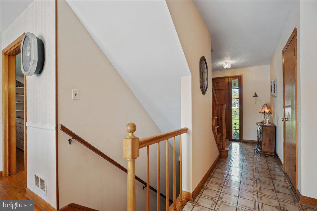 SYLVAN VIEW ON MAGOTHY - Residential