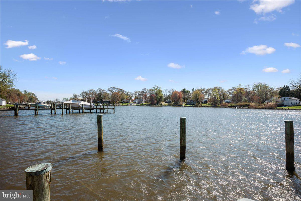 SYLVAN VIEW ON MAGOTHY - Residential