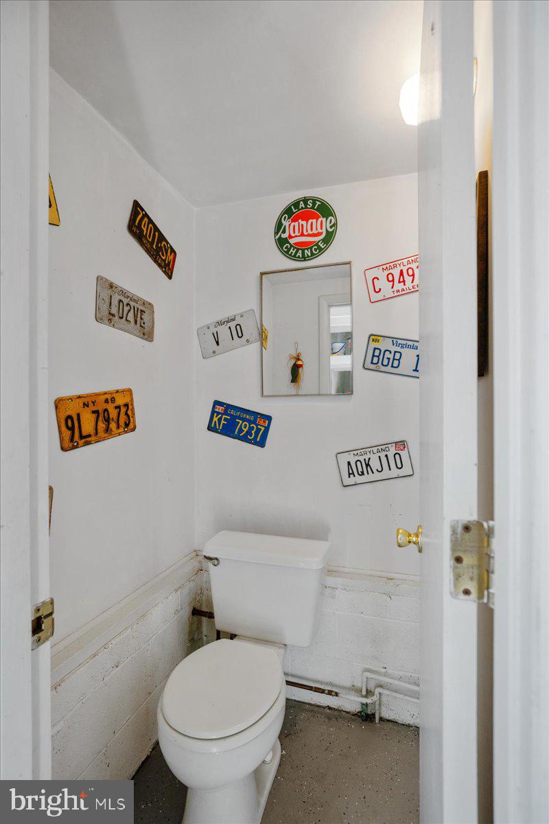 SYLVAN VIEW ON MAGOTHY - Residential