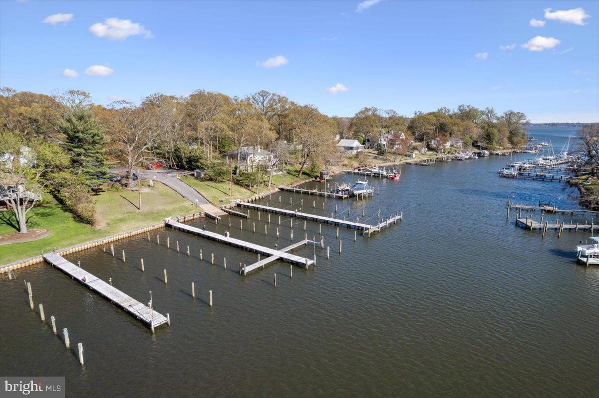 SYLVAN VIEW ON MAGOTHY - Residential