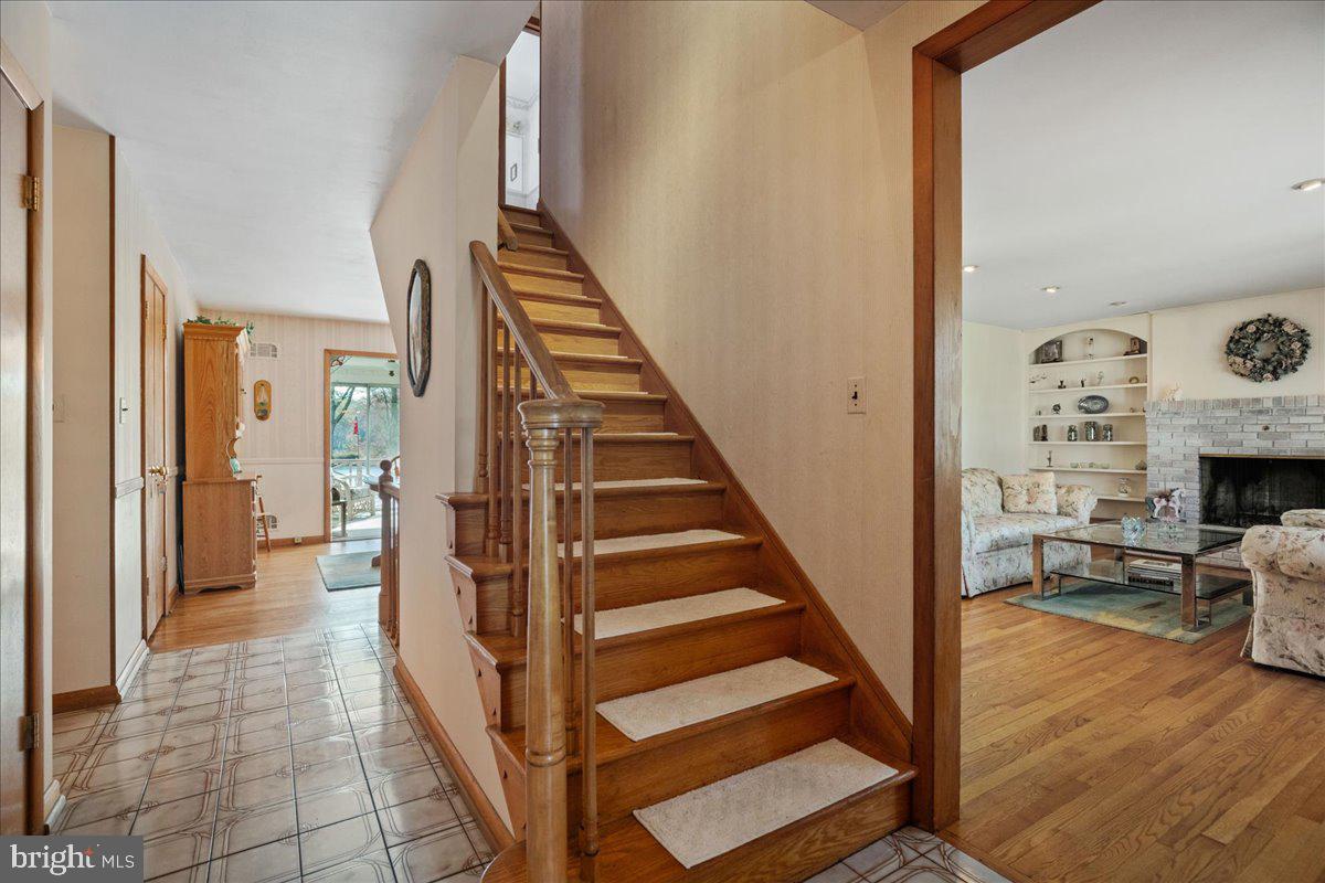 SYLVAN VIEW ON MAGOTHY - Residential