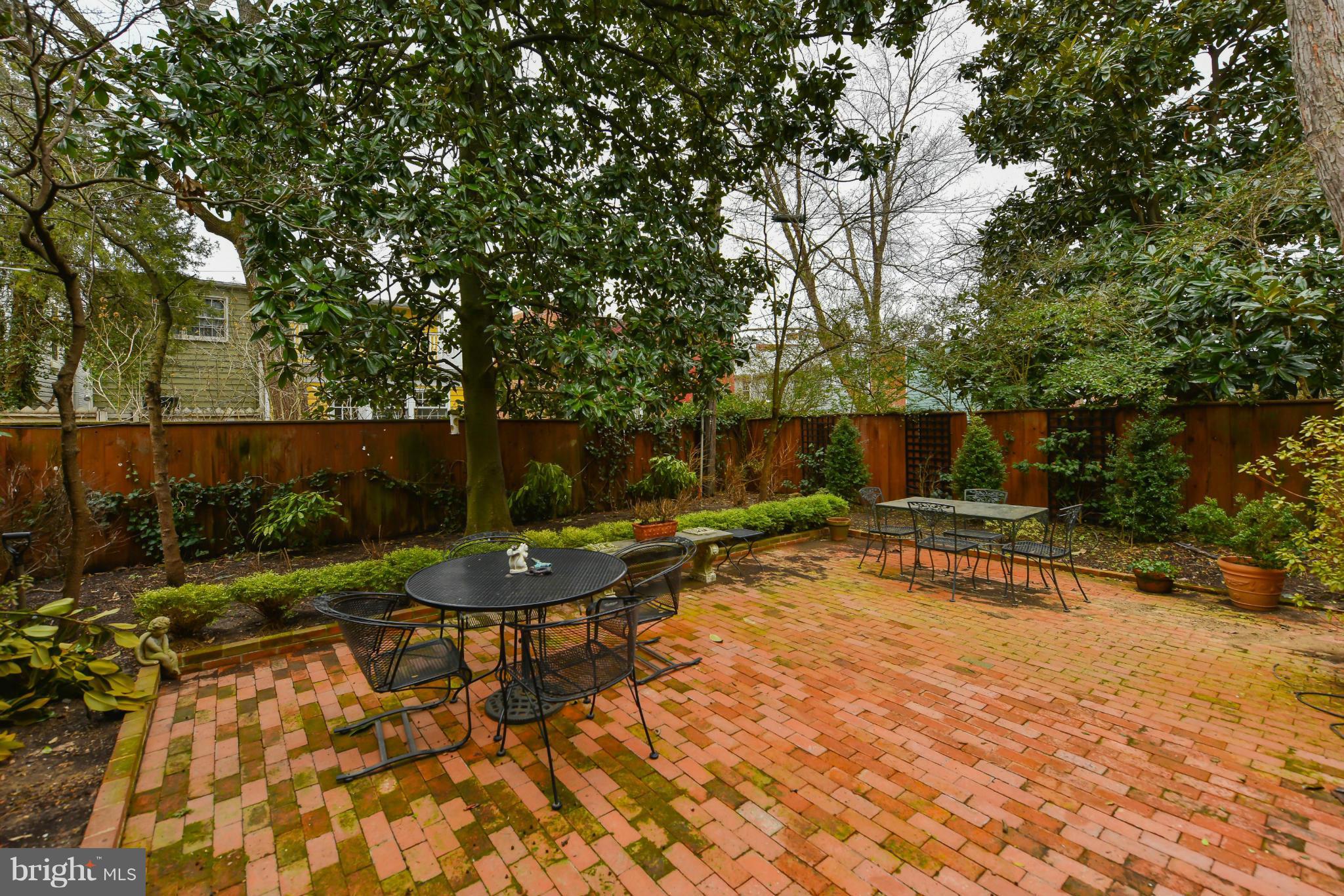 OLD TOWN - Residential