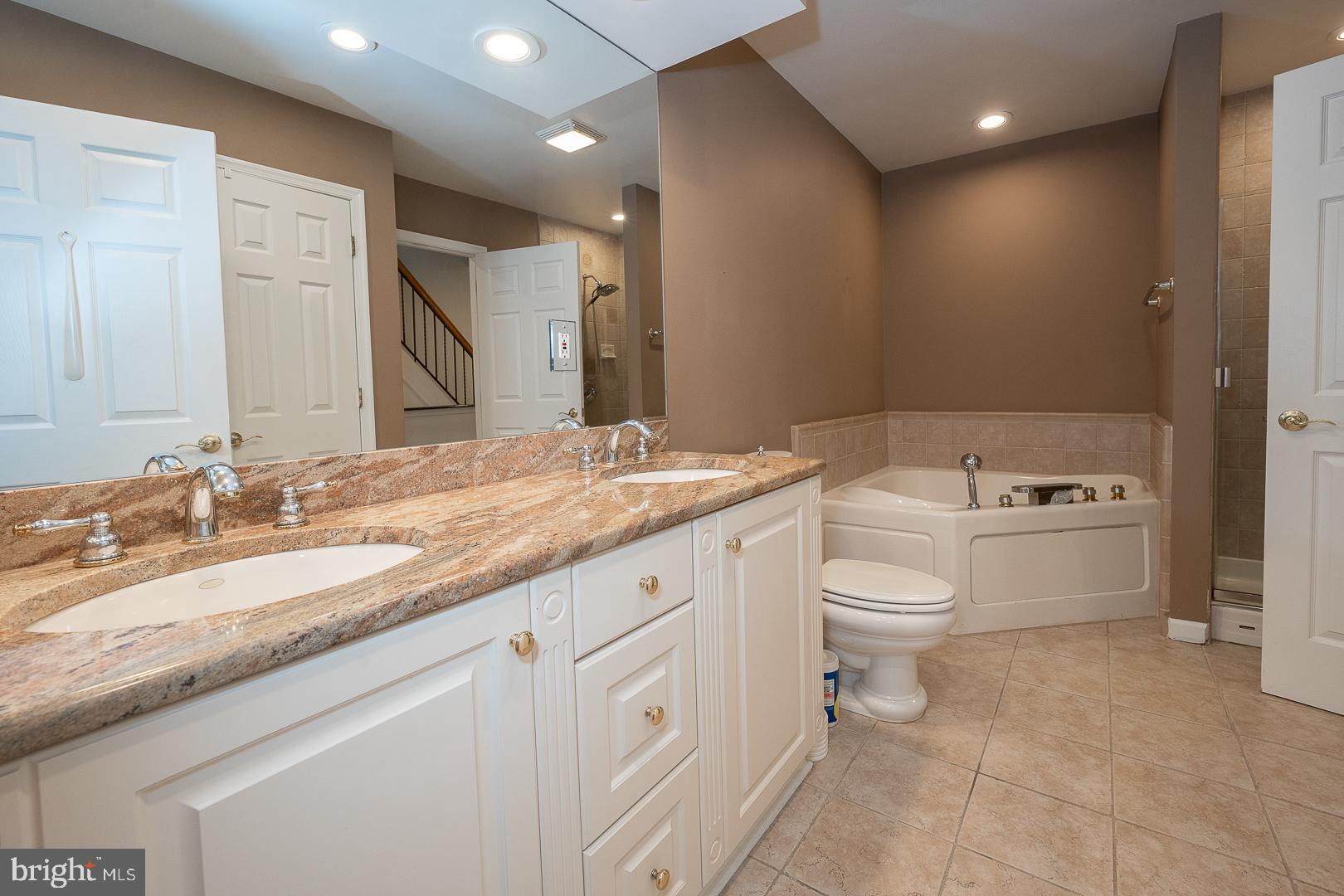 PASSYUNK SQUARE - Residential