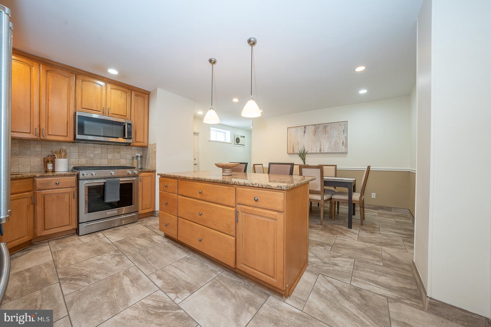 PASSYUNK SQUARE - Residential