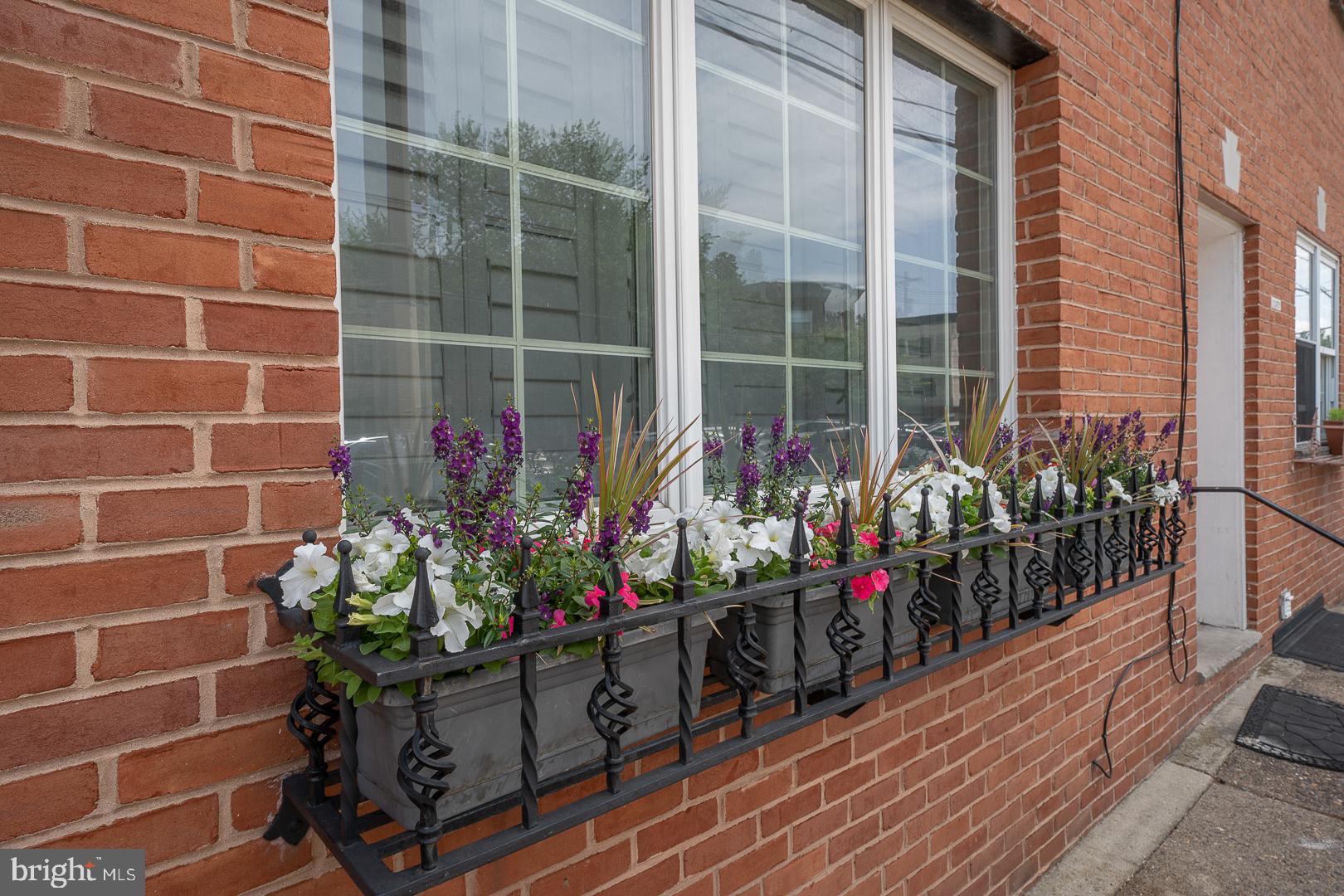 PASSYUNK SQUARE - Residential