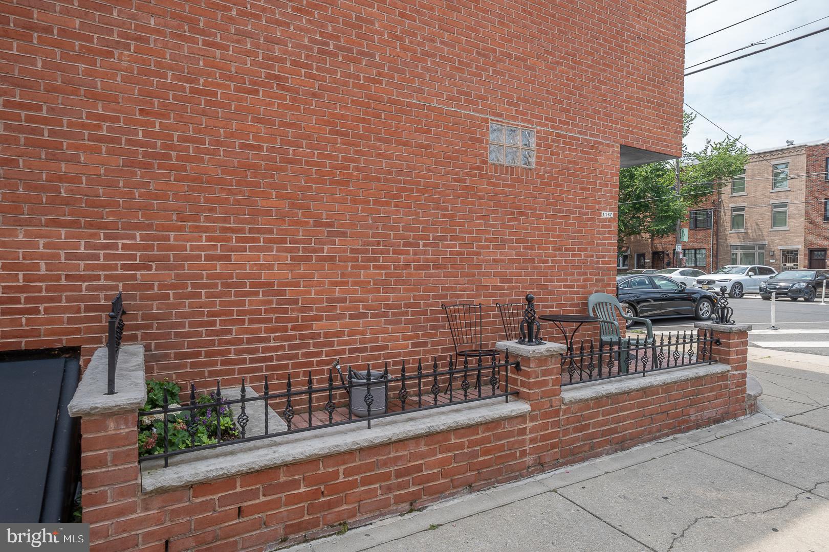 PASSYUNK SQUARE - Residential