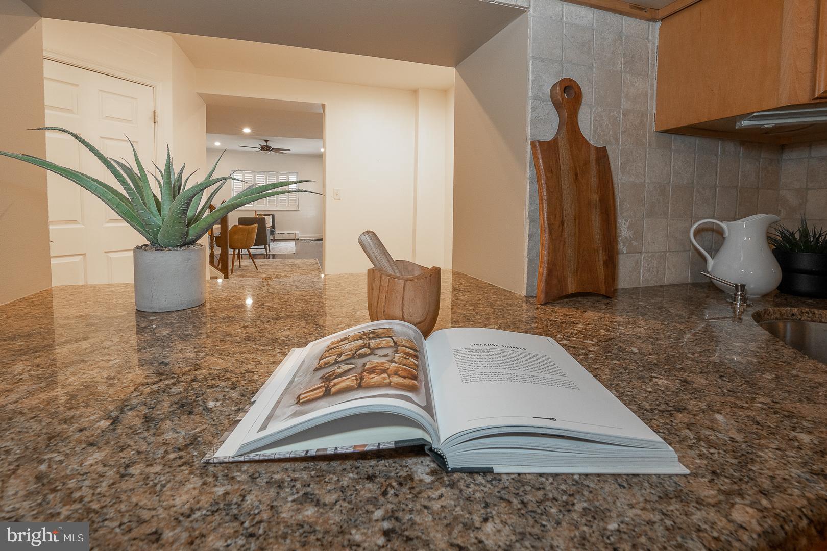 PASSYUNK SQUARE - Residential