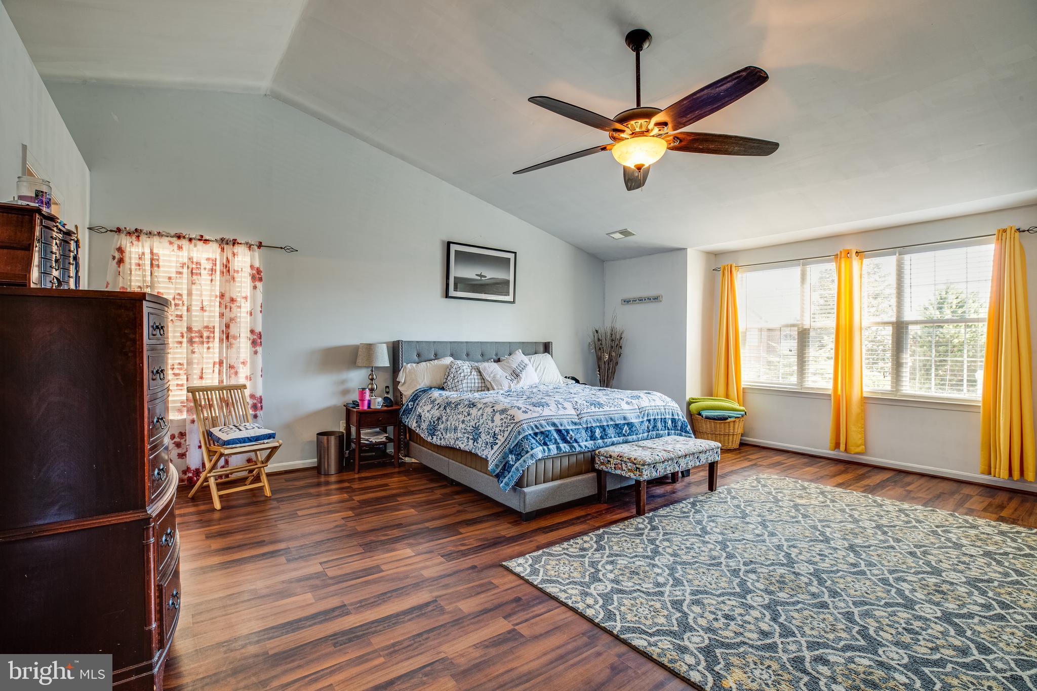 HAMPTON OAKS - Residential