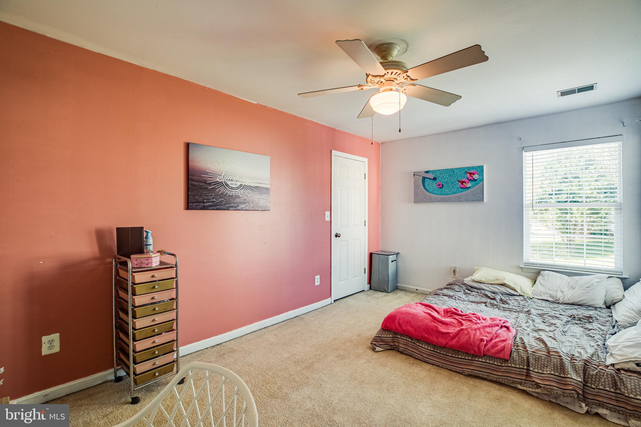 HAMPTON OAKS - Residential