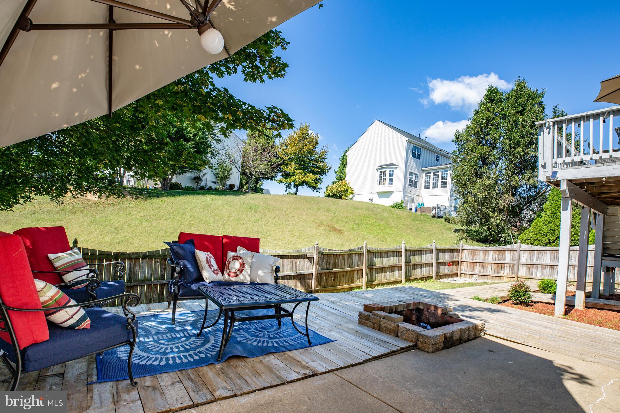 HAMPTON OAKS - Residential