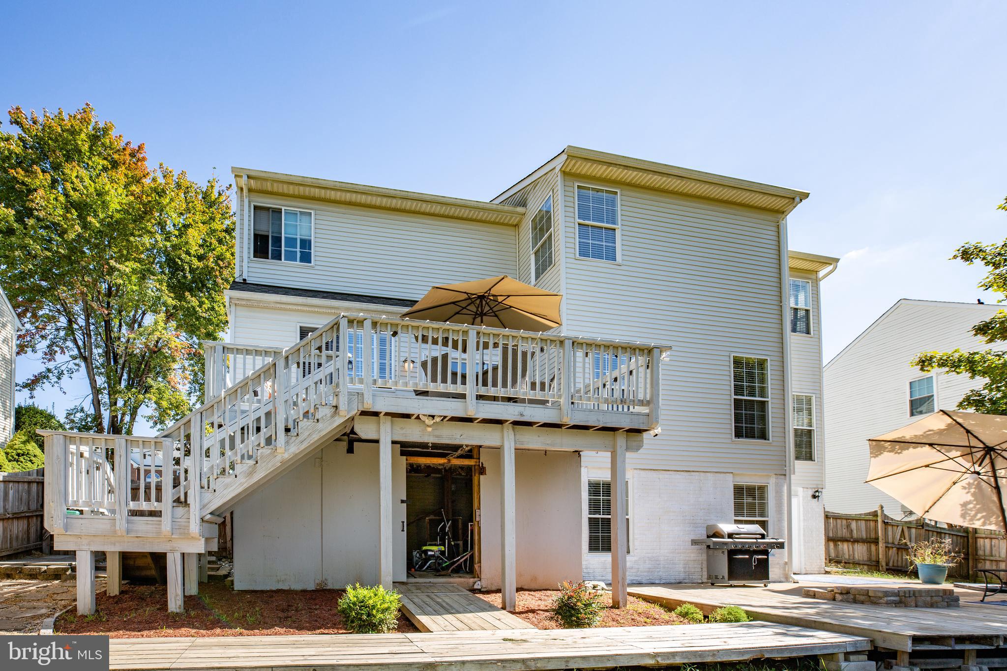 HAMPTON OAKS - Residential