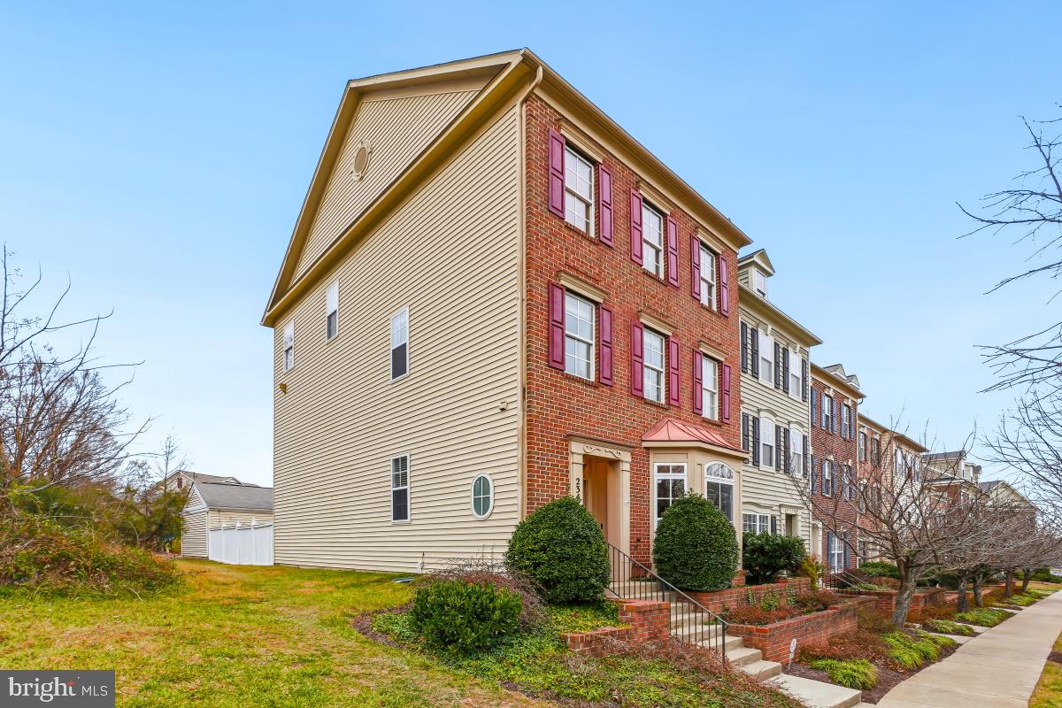 23416 CLARKSRIDGE ROAD