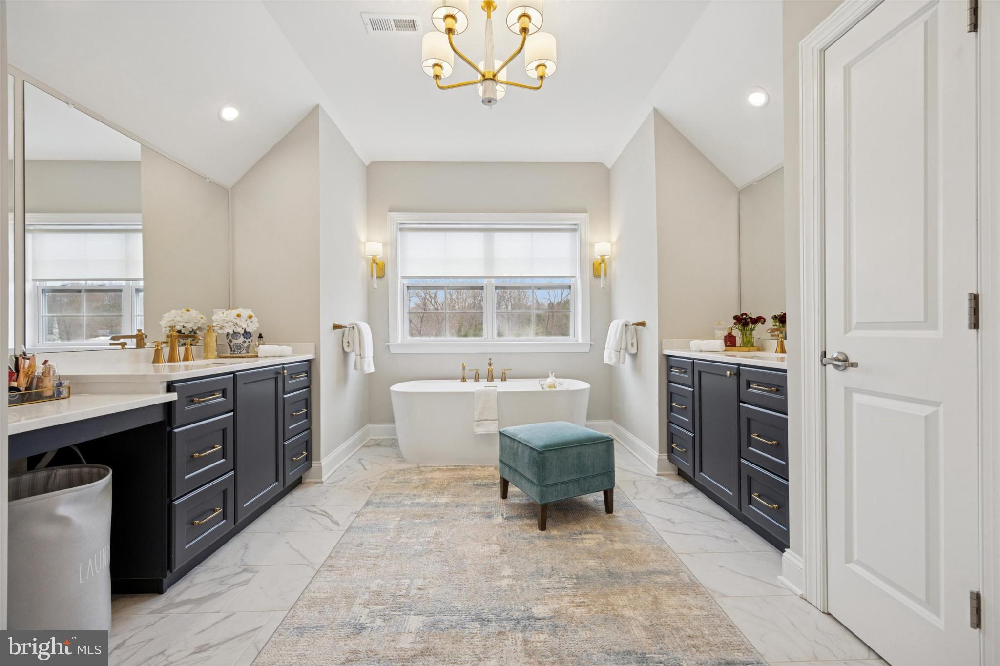 GROVE VALLEY FARM - Residential