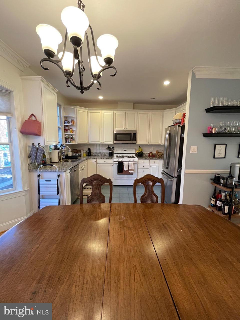 BALLSTON - Residential Lease