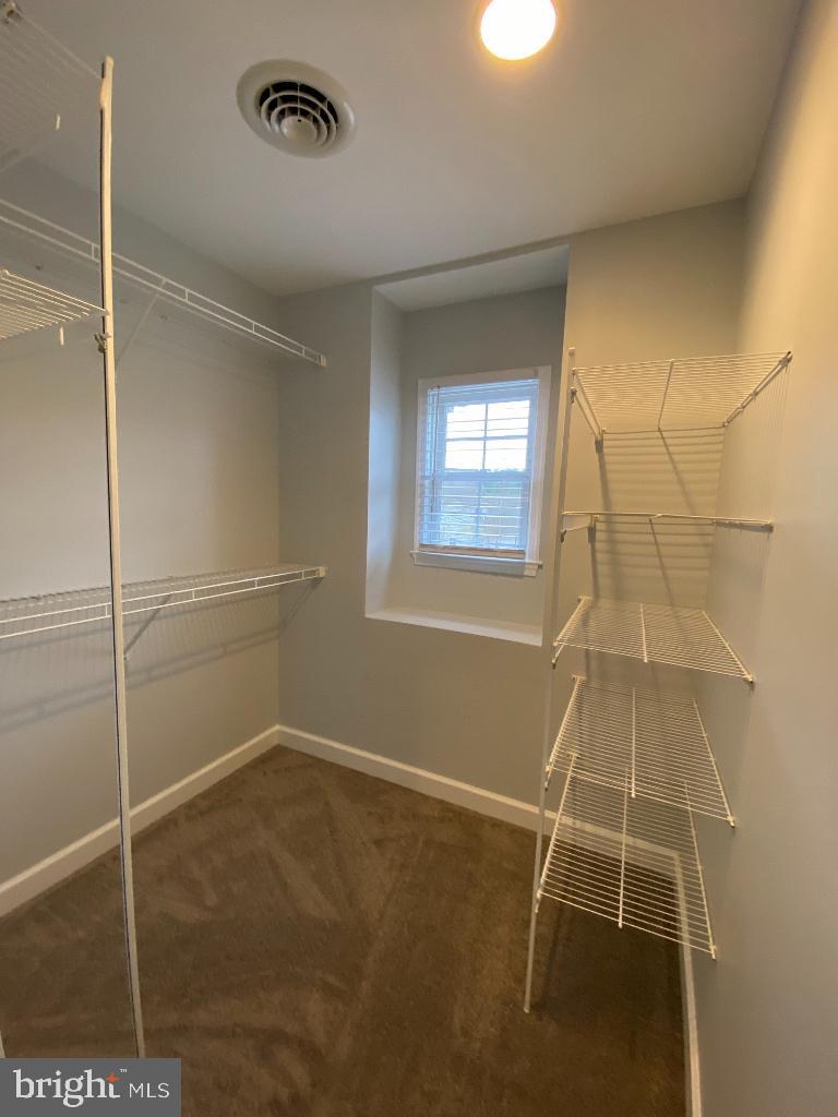 EASTON CLUB - Residential Lease