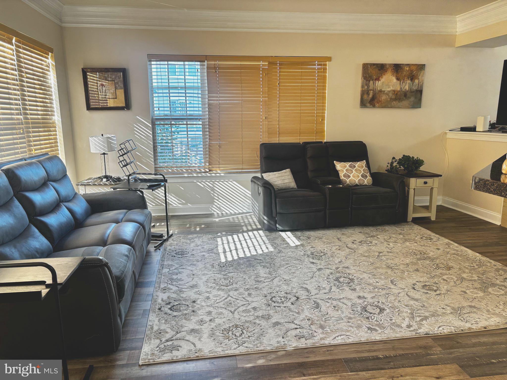 15 SWANTON LANE 200