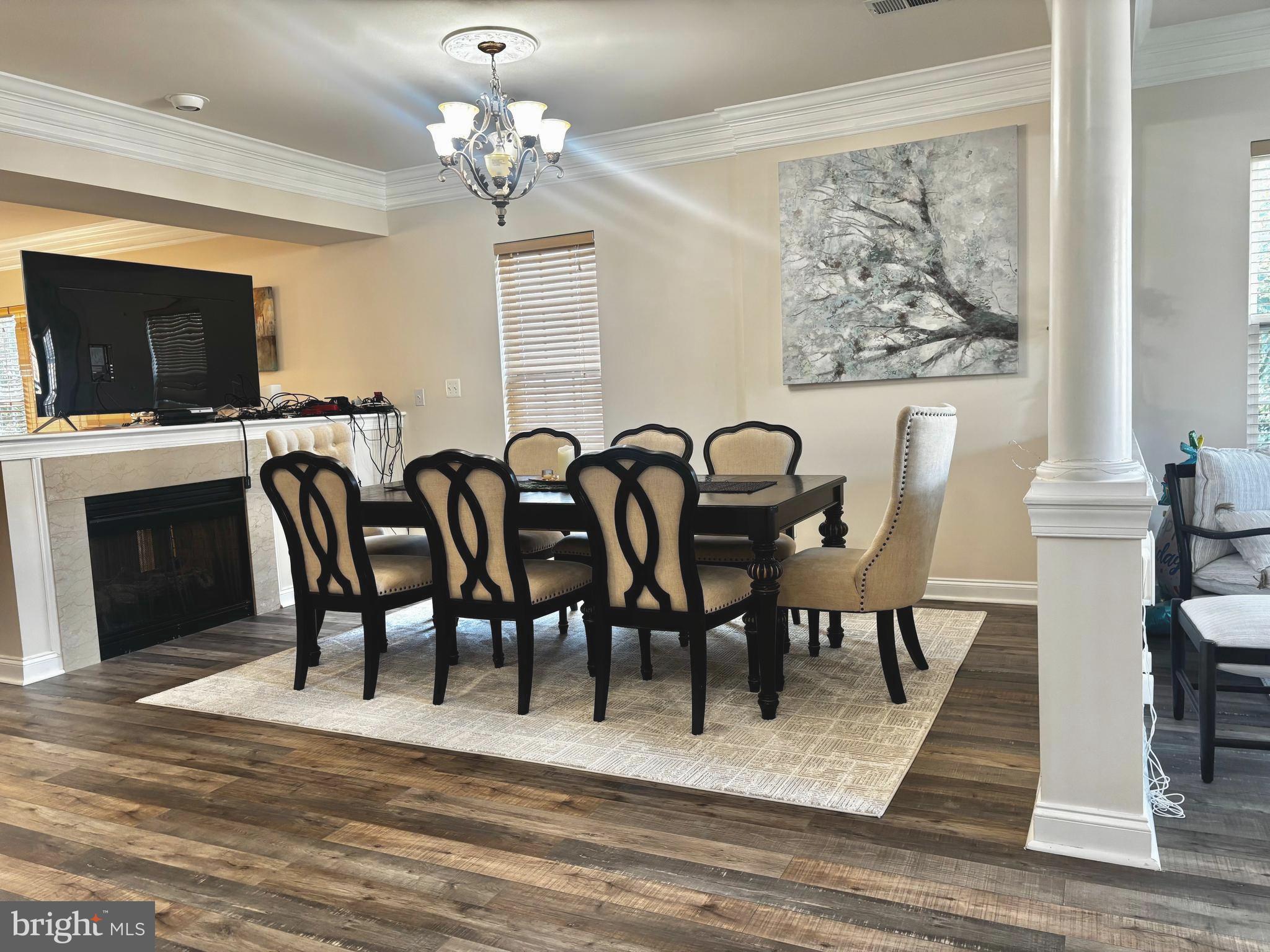 15 SWANTON LANE 200