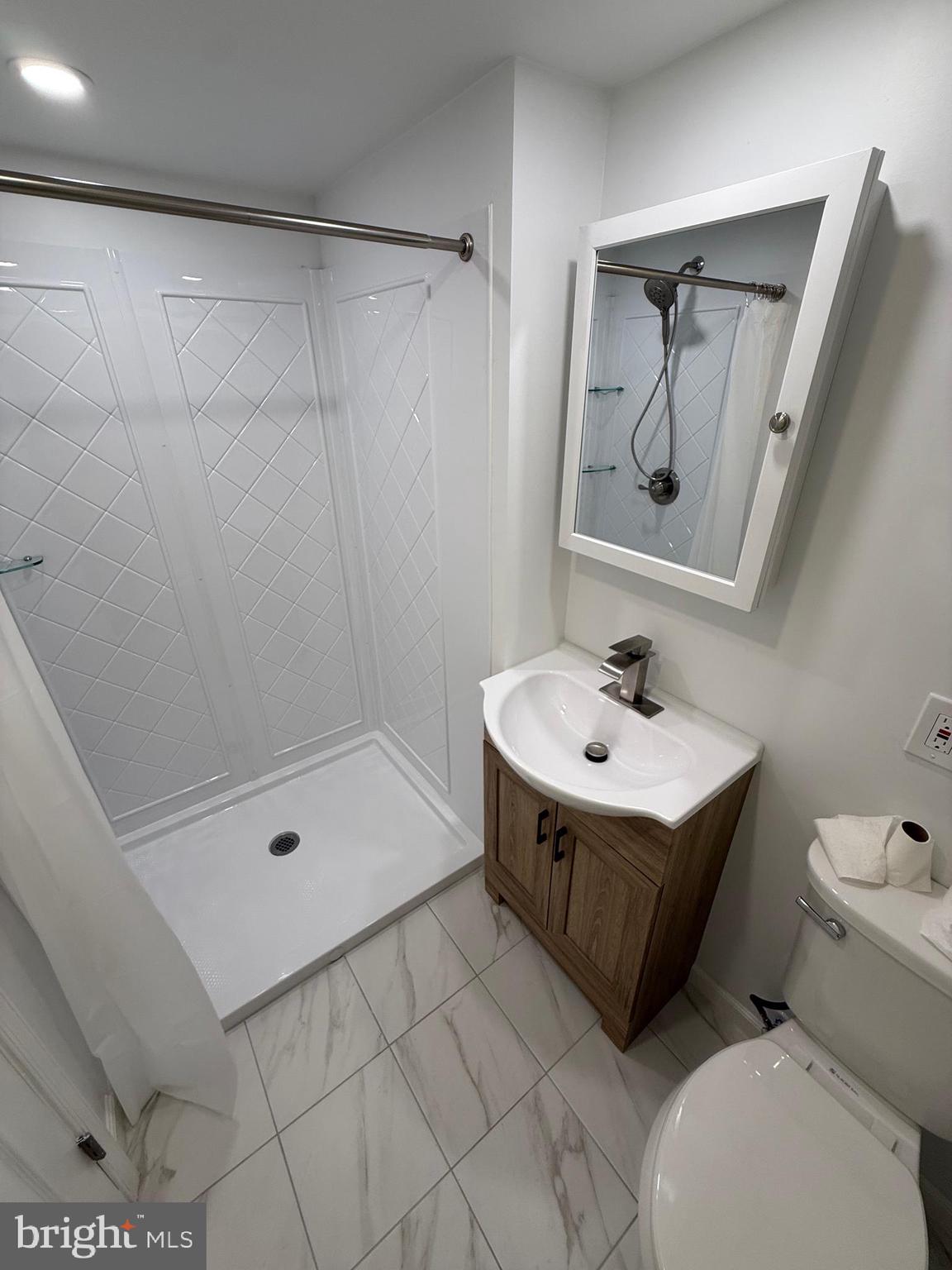 SOMERTON - Residential Lease