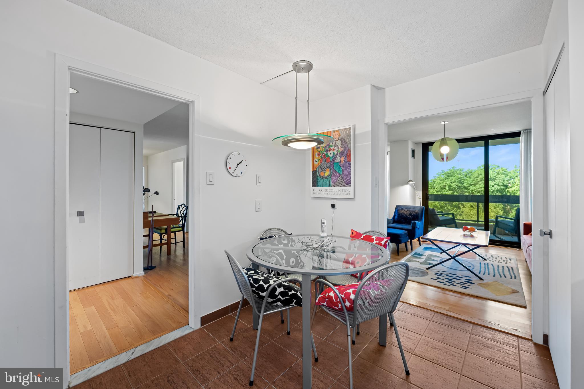 WINTHROP HOUSE - Residential