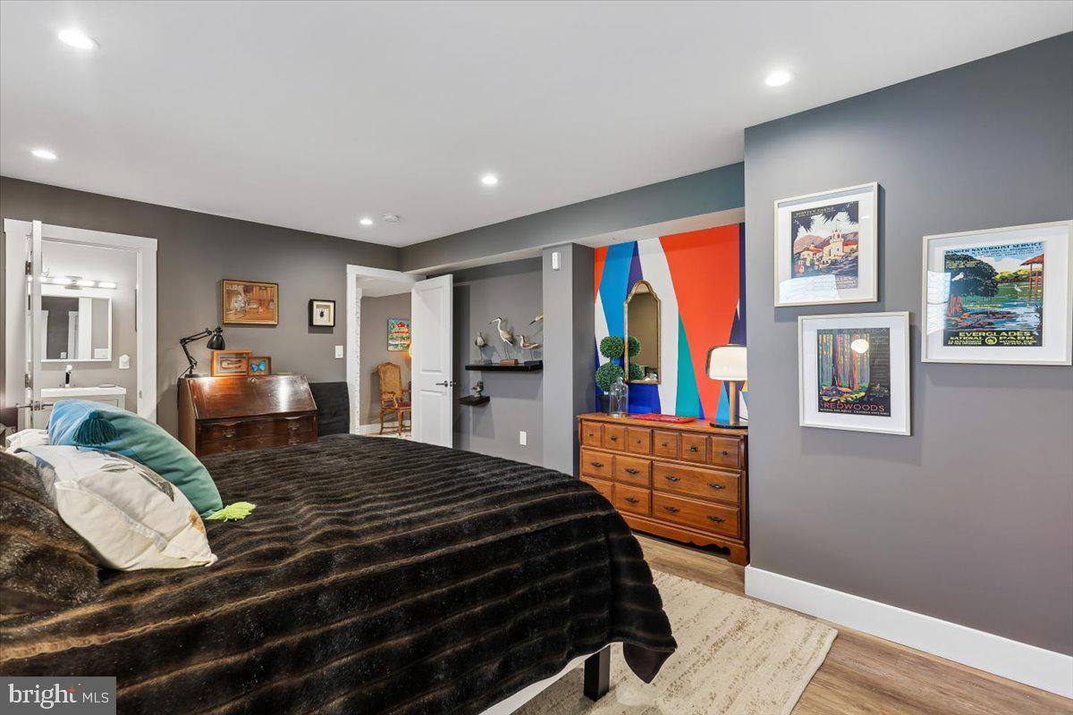 MAPLEWOOD MANOR - Residential