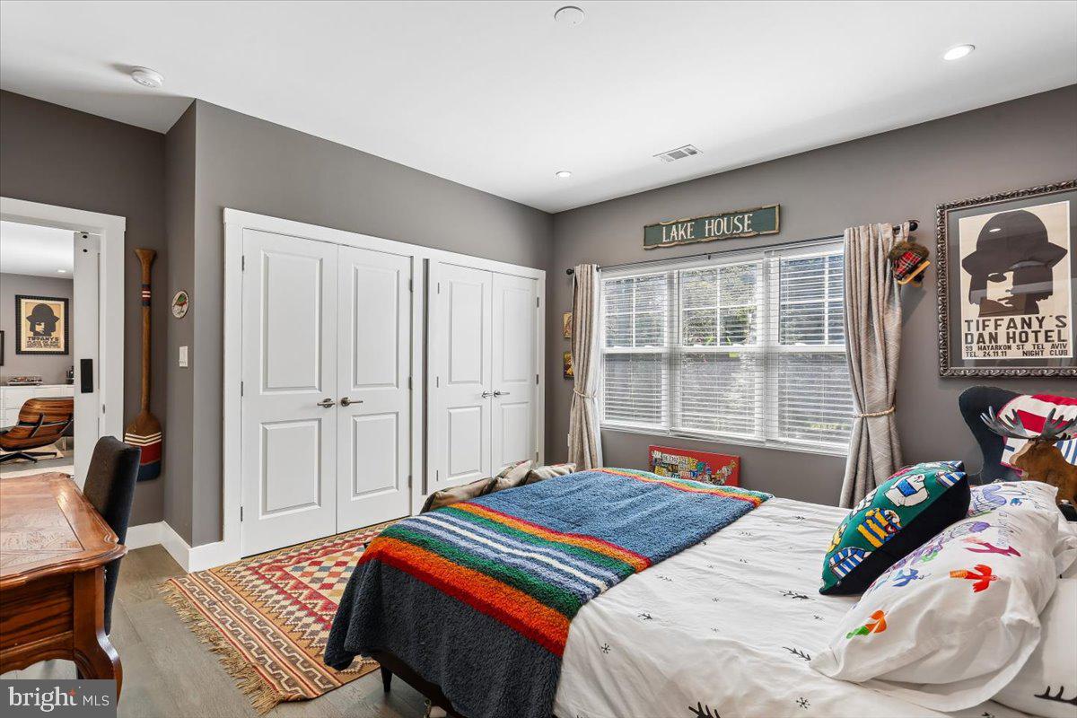 MAPLEWOOD MANOR - Residential