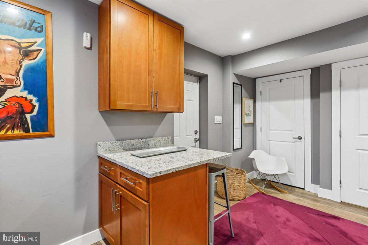 MAPLEWOOD MANOR - Residential