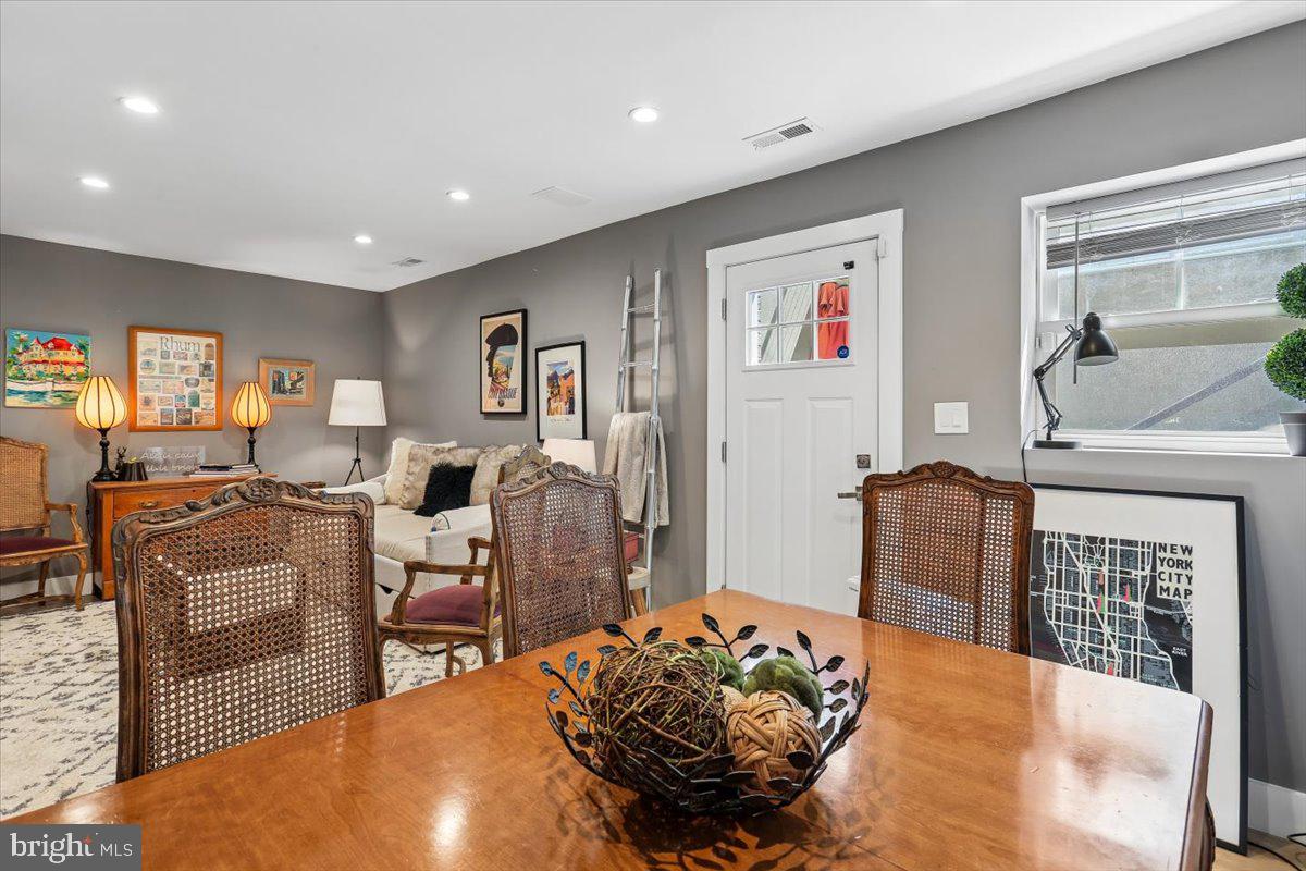 MAPLEWOOD MANOR - Residential