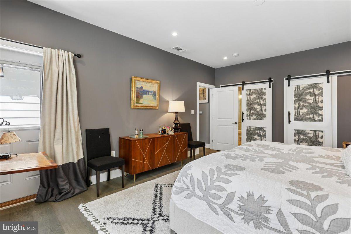 MAPLEWOOD MANOR - Residential