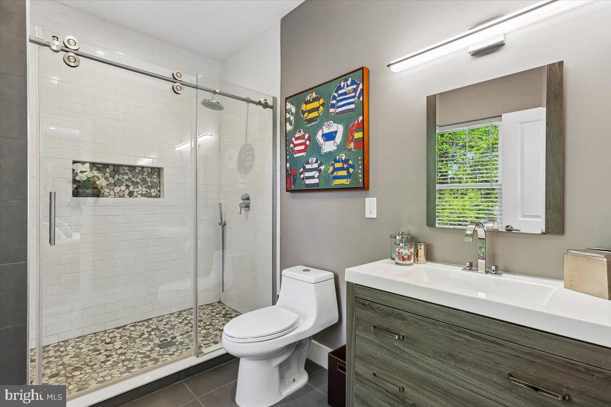 MAPLEWOOD MANOR - Residential